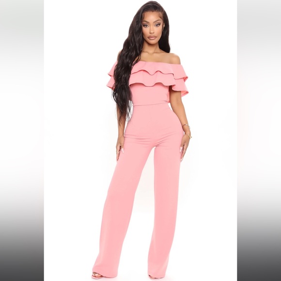 Ready to ruffle- jumpsuit - Picture 1 of 2